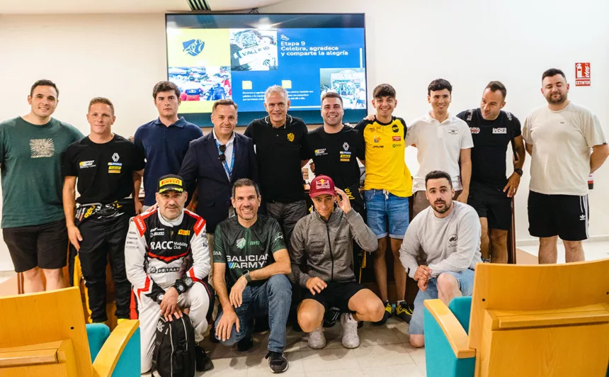 Sergio y Diego Vallejo imparten una master class a los pilotos becados por la RFEdA
