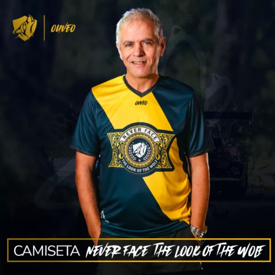 Camiseta Técnica "Never Face the Look of The Wolf"